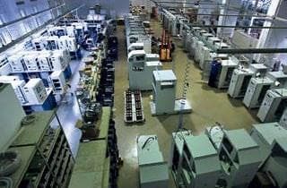 Nave de fabricación de cuadros eléctricos de ServiceMontazhIntegration