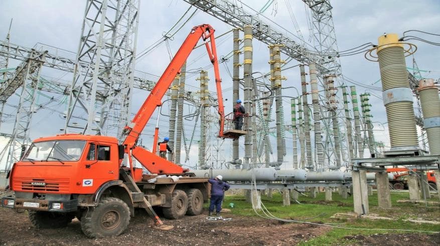 Trabajos de reconstrucción en la subestación de Bugulmá