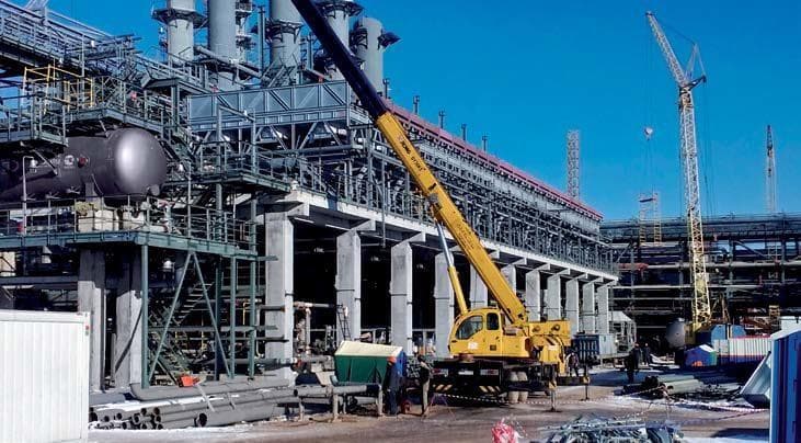 Trabajos de tuberías en la refinería Lukoil-Nizhegorodorgsintez