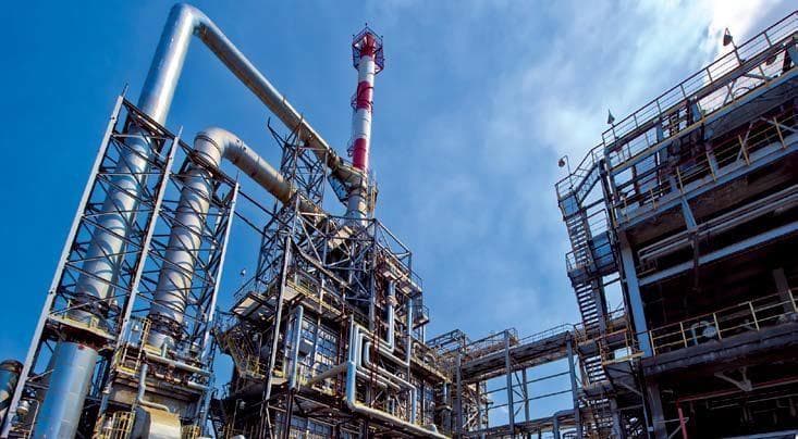 Obra del complejo de craqueo catalítico de Salavat